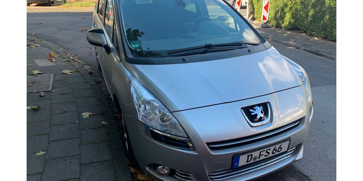 Peugeot 5008 79.800 km 5.500 &euro; Meerbusch 40667
