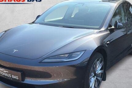 Tesla Model 3 56.589 km 35.450 &euro; Kaarst 41564