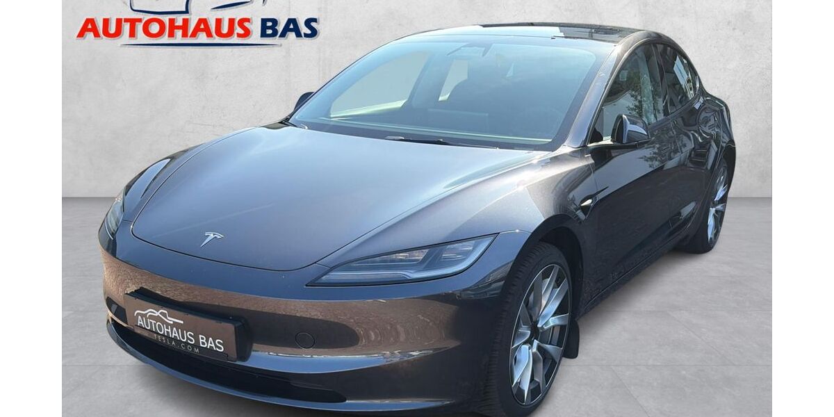 Tesla Model 3 56.589 km 35.450 &euro; Kaarst 41564