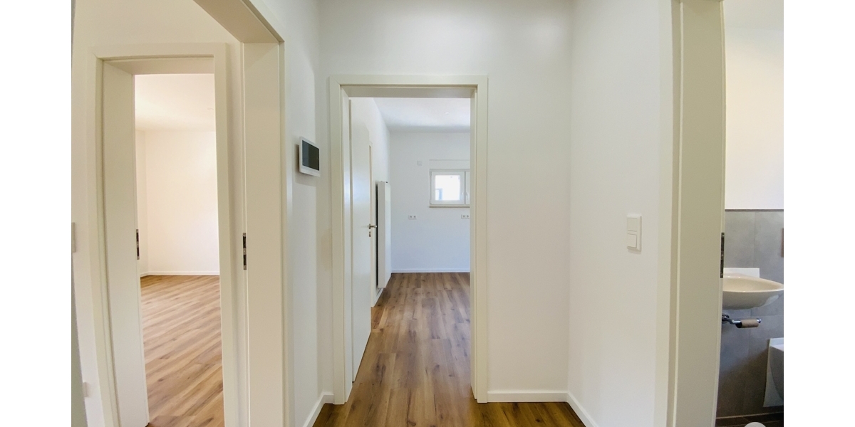Einfamilienhaus mit 5 Zimmern und 2 Bädern, großem Garten ideal für Familien. Komplett saniert! - Einfamilienhaus Düsseldorf / Rath Rath | Angebot:27190569