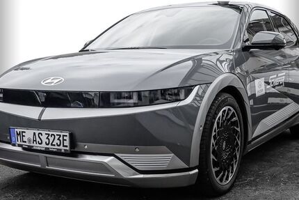 Hyundai IONIQ 5 14.999 km 54.450 &euro; Hilden 40721