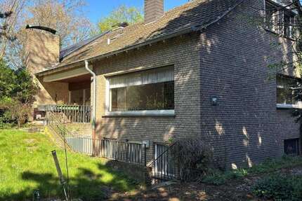 Haus Krefeld Cracau - 5 Zimmer, 145 m&sup2;, 429.000&euro; | Angebot:26405887