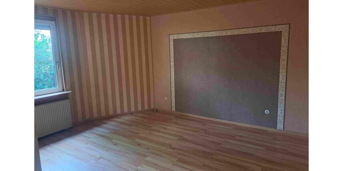 Erdgeschoßwohnung Essen Stadtbezirk VII - 3.5 Zimmer, 120.000&euro; | Angebot:21987300