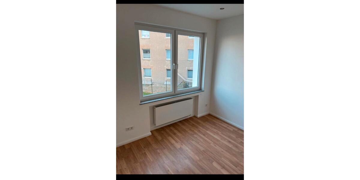 Etagenwohnung Remscheid Lüttringhausen - 4 Zimmer, 124 m&sup2;, 320.000&euro; | Angebot:27499378