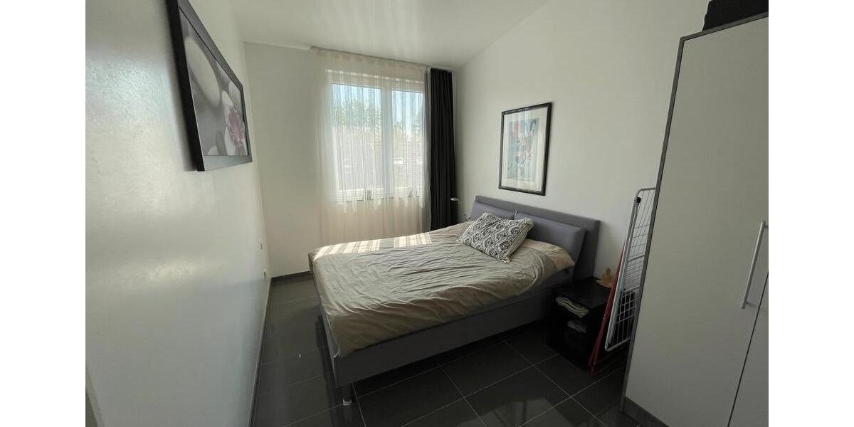Dachgeschoßwohnung Essen Frillendorf - 3 Zimmer, 96 m&sup2;, 229.000&euro; | Angebot:27044145