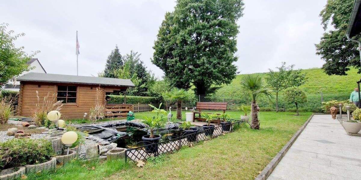 Einfamilienhaus Oberhausen Schwarze Heide - 7 Zimmer, 176 m&sup2;, 595.000&euro; | Angebot:25709904