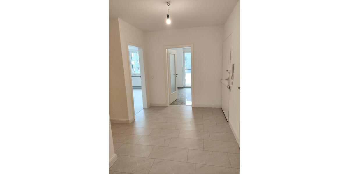 Etagenwohnung Oberhausen - 2 Zimmer, 82 m&sup2;, 740&euro; | Angebot:25404192