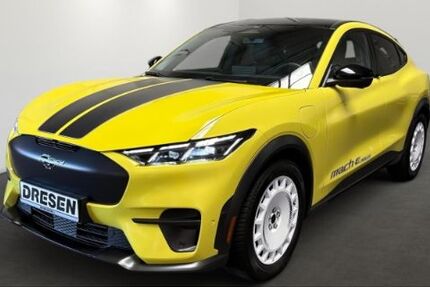 Ford Mustang Mach-E 9.996 km 47.950 &euro; Neuss 41464