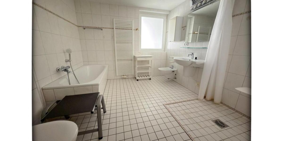 Etagenwohnung Moers - 3.5 Zimmer, 82 m&sup2;, 244.500&euro; | Angebot:26987209