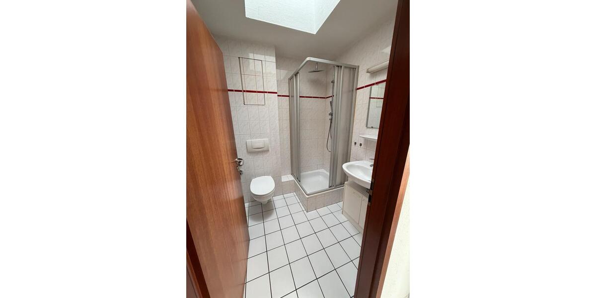 Etagenwohnung Dormagen Hackenbroich - 1 Zimmer, 30 m&sup2;, 400&euro; | Angebot:26153554