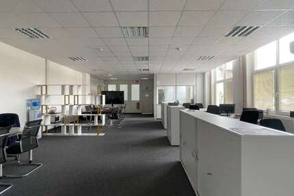 Gewerbeobjekt Düsseldorf Lörick - 2.800&euro; | Angebot:26011116