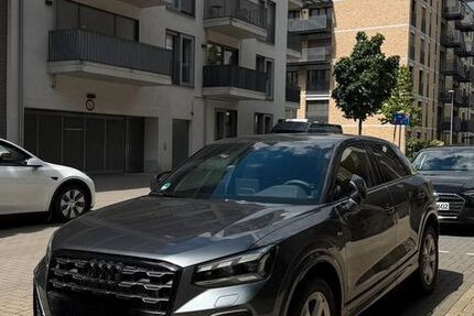 Audi Q2 1.250 km 31.900 &euro; Dusseldorf 40235
