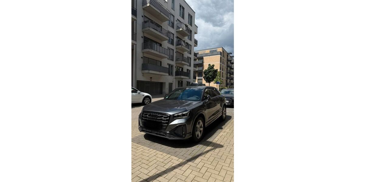 Audi Q2 1.250 km 31.900 &euro; Dusseldorf 40235