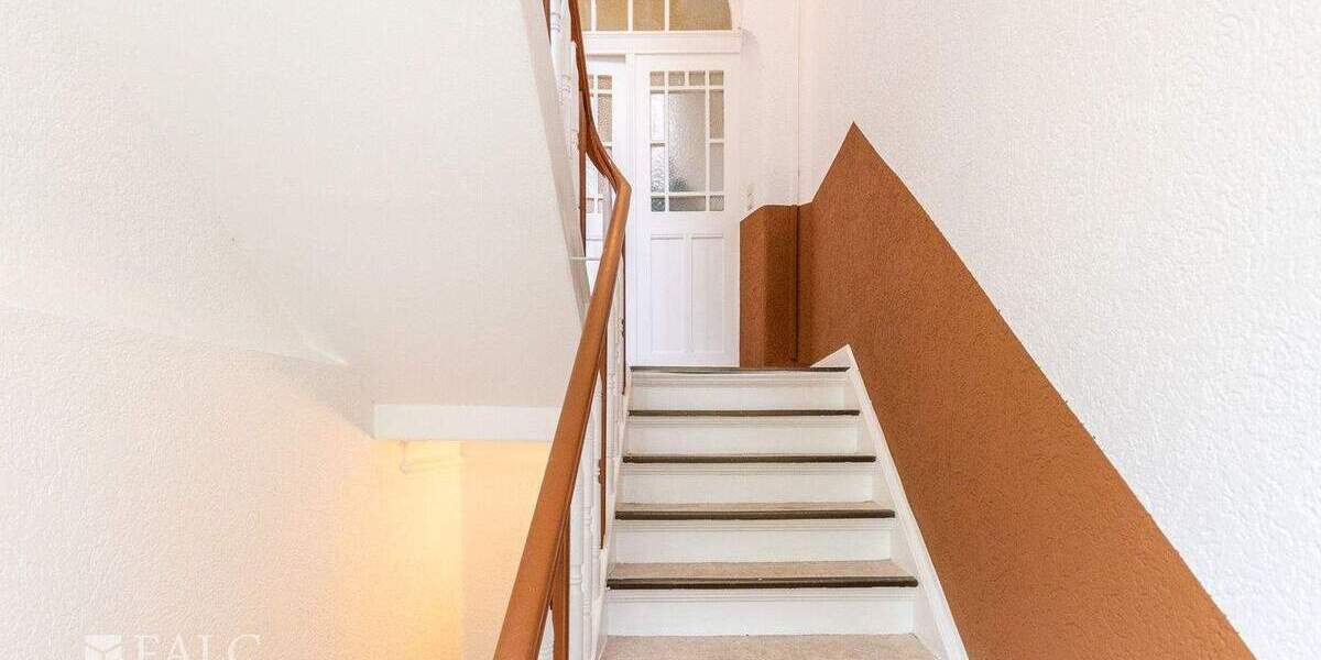 Etagenwohnung Krefeld Stadtmitte - 3 Zimmer, 104 m&sup2;, 198.500&euro; | Angebot:25698266