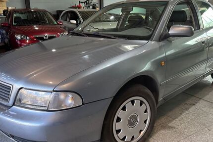 Audi A4 116.800 km 2.750 &euro; Duisburg 47059