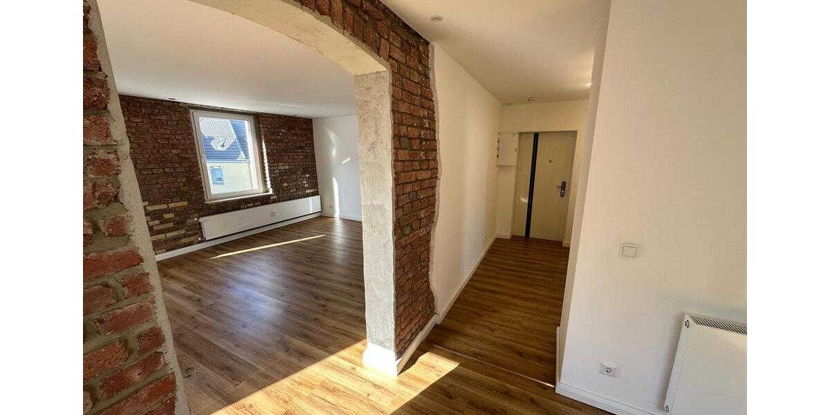 Etagenwohnung Wuppertal Elberfeld - 2 Zimmer, 68 m&sup2;, 880&euro; | Angebot:25931844