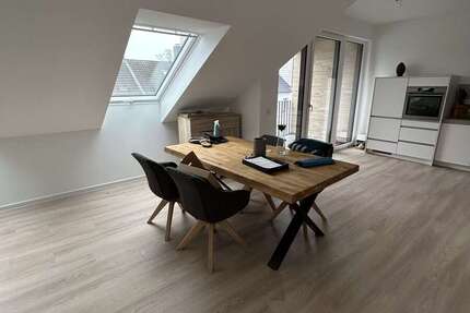 Wohnung Mönchengladbach Eicken - 3 Zimmer, 94 m&sup2;, 1.310&euro; | Angebot:25383402