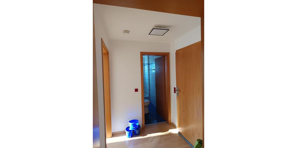 Dachgeschoßwohnung Essen Stadtbezirk V - 1 Zimmer, 35 m&sup2;, 250&euro; | Angebot:24676977