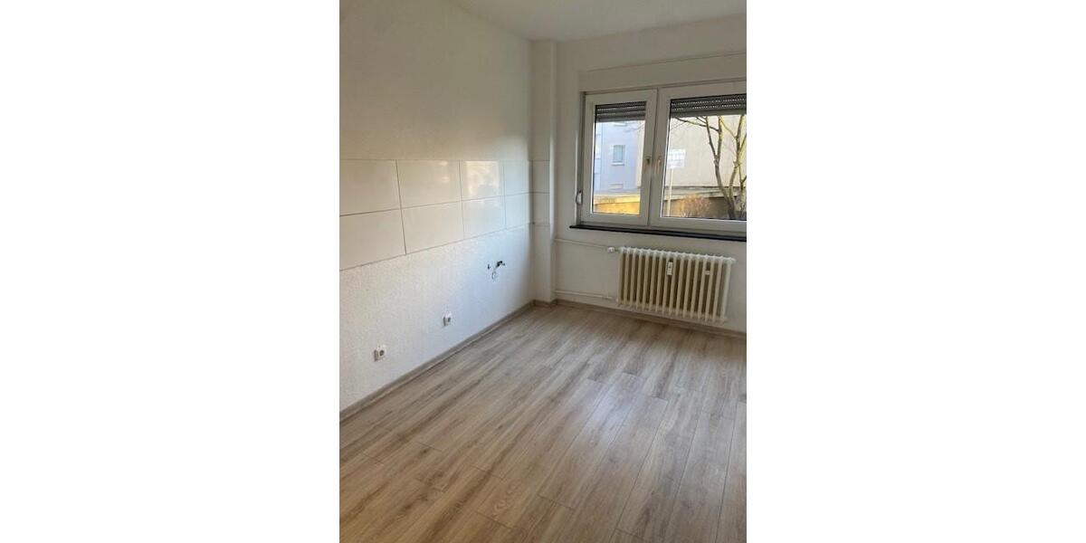 Erdgeschoßwohnung Wuppertal Gemarkung Elberfeld - 4 Zimmer, 93 m&sup2;, 919&euro; | Angebot:25810847
