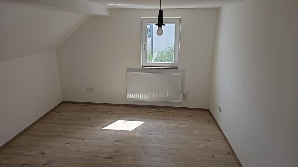 Einfamilienhaus Langenfeld (Rheinland) - 5 Zimmer, 106 m&sup2;, 1.820&euro; | Angebot:26397481