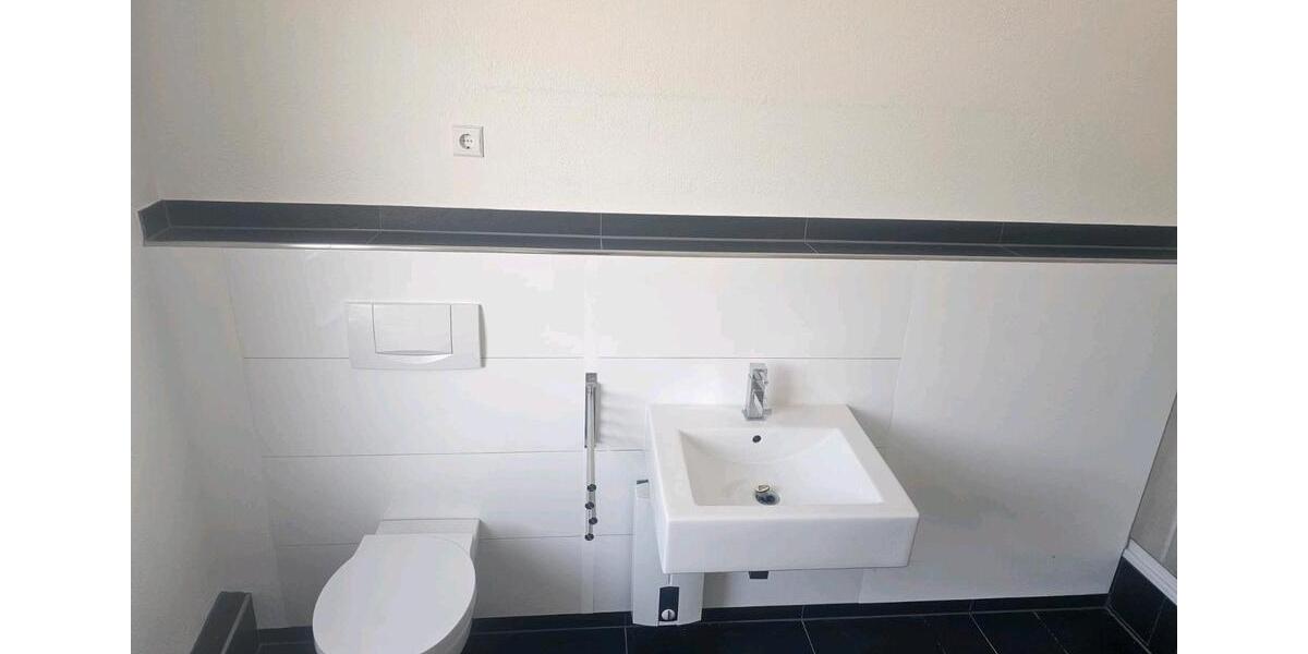 Etagenwohnung Essen Stadtbezirk IX - 1 Zimmer, 75 m&sup2;, 845&euro; | Angebot:27547067