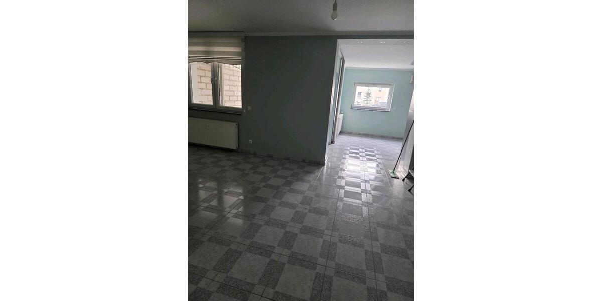 Erdgeschoßwohnung Essen Stadtbezirk IV - 5 Zimmer, 130 m&sup2;, 293.000&euro; | Angebot:26612144