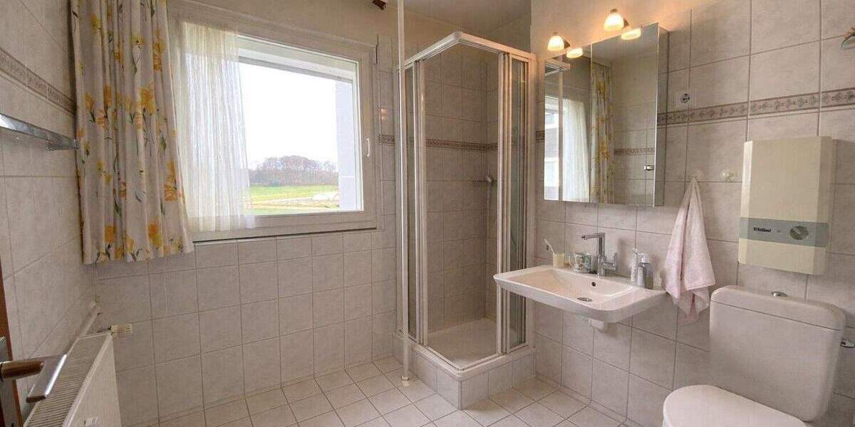 Etagenwohnung Solingen Gräfrath - 2 Zimmer, 63 m&sup2;, 149.000&euro; | Angebot:25909074