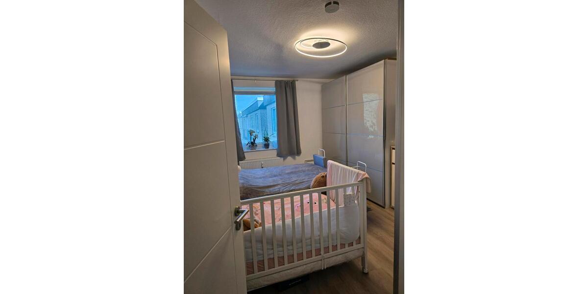 Etagenwohnung Krefeld Gartenstadt - 3 Zimmer, 82 m&sup2;, 215.000&euro; | Angebot:27178342