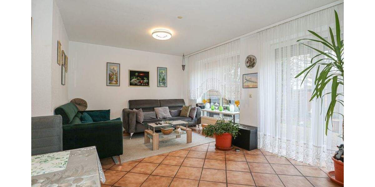 Reihenmittelhaus Neuss / Weckhoven Weckhoven - 5 Zimmer, 101 m&sup2;, 355.000&euro; | Angebot:25689668