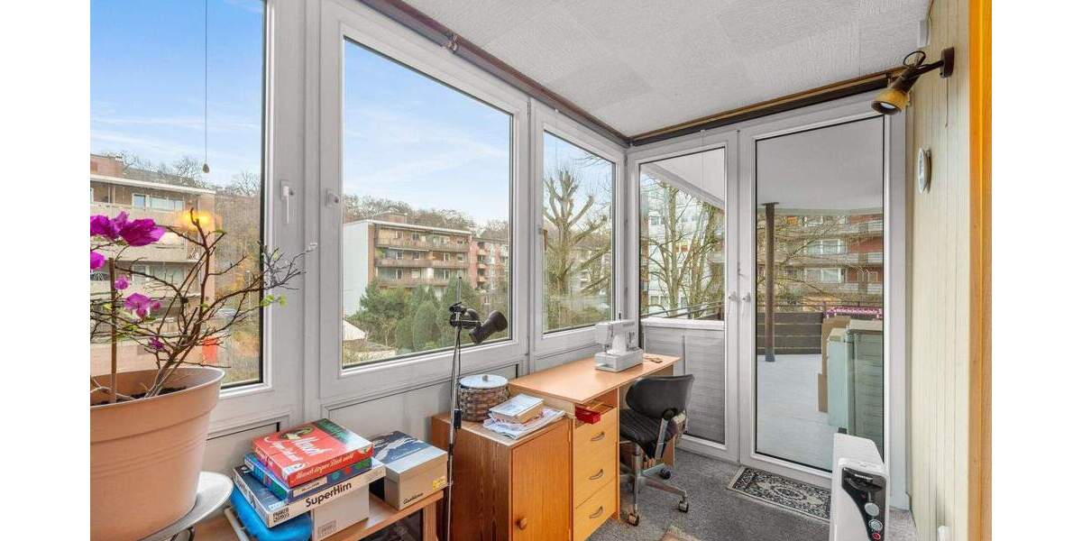 Etagenwohnung Düsseldorf Gerresheim - 4 Zimmer, 98 m&sup2;, 340.000&euro; | Angebot:25685672