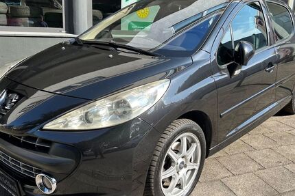 Peugeot 207 170.000 km 2.450 &euro; Gelsenkirchen 45899