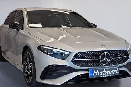 Mercedes-Benz A 200 8.735 km 32.490 &euro; Krefeld 47800