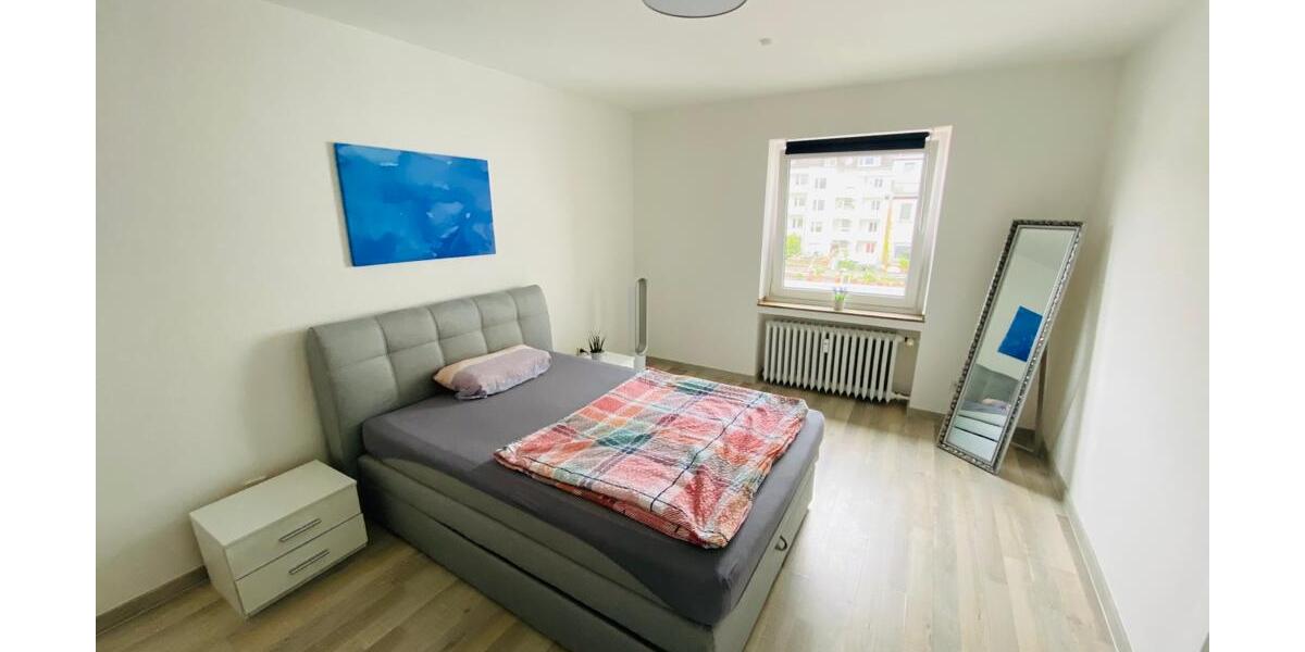 D-Zoo, möbl. 2 Zi. Whg., ruhig, ca. 40qm Wfl. + Keller (1.550EUR warm inkl. Strom + I-Net) - Etagenwohnung Düsseldorf Düsseltal | Angebot:27017831