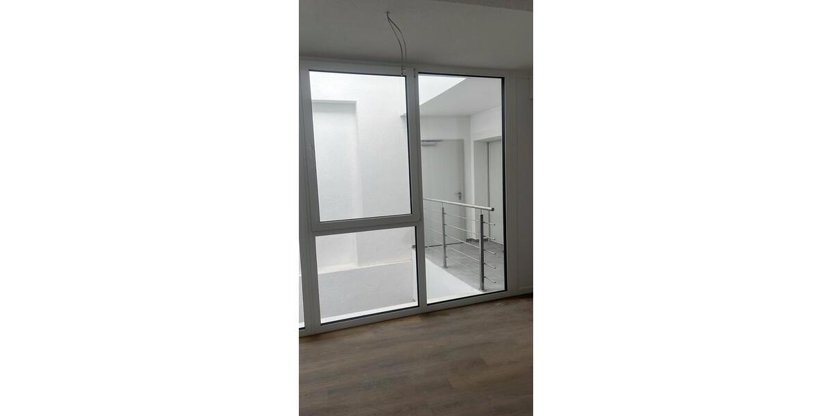 Etagenwohnung Wuppertal Elberfeld - 2 Zimmer, 74 m&sup2;, 950&euro; | Angebot:25377327