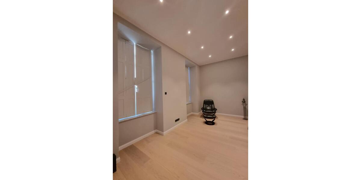 Erdgeschoßwohnung Wuppertal Gemarkung Langerfeld - 4 Zimmer, 200 m&sup2;, 3.000&euro; | Angebot:25394175