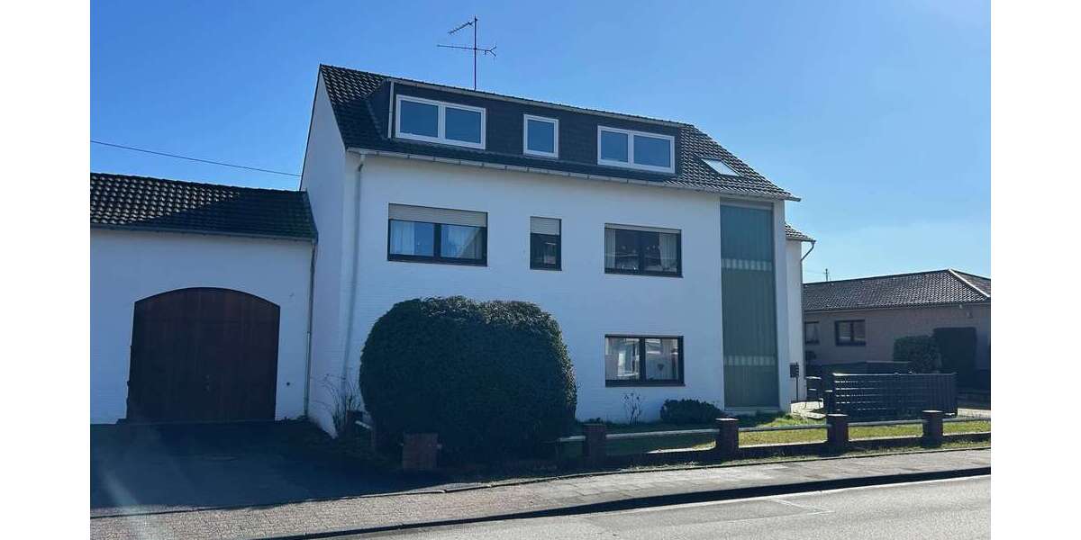 Etagenwohnung Korschenbroich - 4 Zimmer, 106 m&sup2;, 210.000&euro; | Angebot:25306894