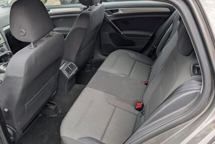 VW Golf 72.000 km 9.000 &euro; Essen 45141