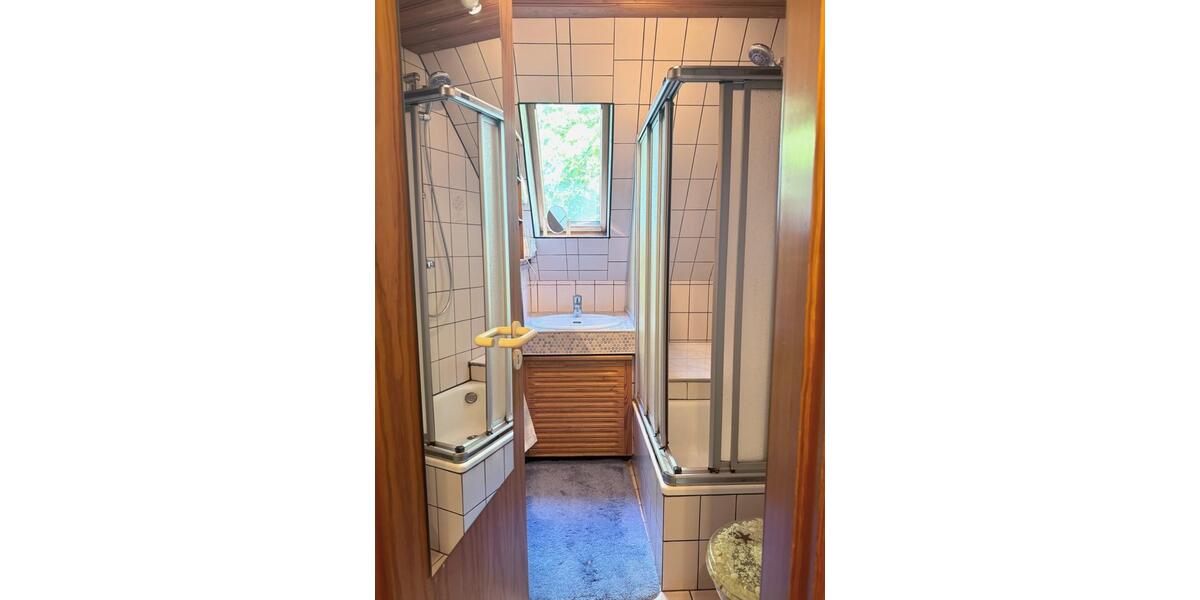 Etagenwohnung Essen Stadtbezirk III - 1 Zimmer, 45 m&sup2;, 650&euro; | Angebot:27533578