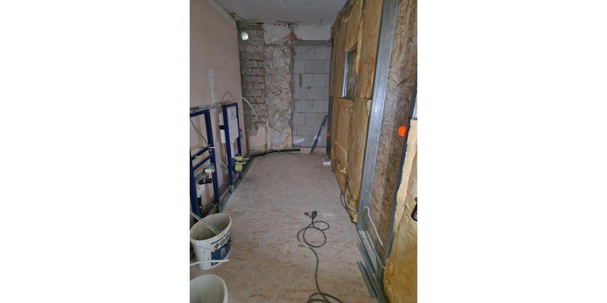 Erdgeschoßwohnung Solingen Wald - 1 Zimmer, 50 m&sup2;, 900&euro; | Angebot:25551537