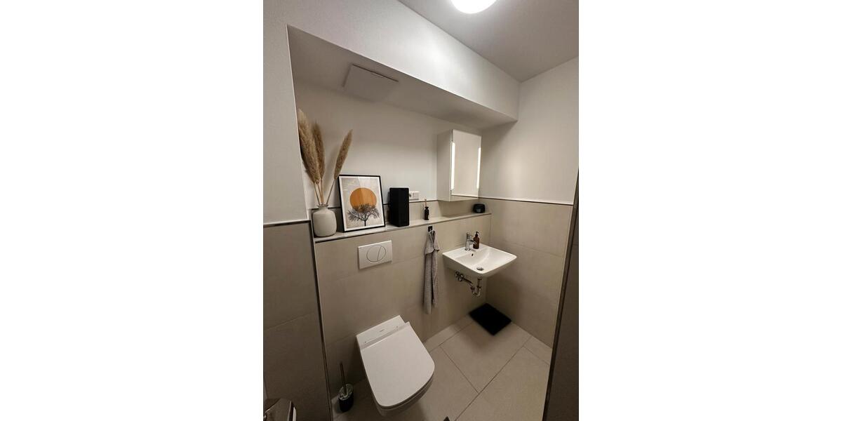 Etagenwohnung Düsseldorf Stadtbezirk 3 - 3 Zimmer, 86 m&sup2;, 1.900&euro; | Angebot:25292818