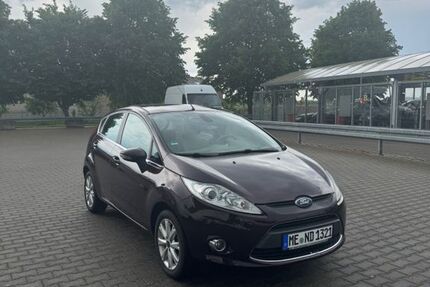 Ford Fiesta 98.000 km 5.200 &euro; Langenfeld 40764
