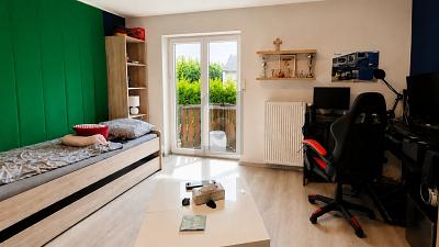 RAUM FÜR FAMILIE, ARBEIT UND RENDITE IN RUHIGER LAGE - Reihenmittelhaus Oberhausen Schmachtendorf | Angebot:26958592