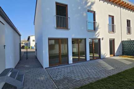 Haus Oberhausen Osterfeld - 4.5 Zimmer, 119 m&sup2;, 1.830&euro; | Angebot:26983053