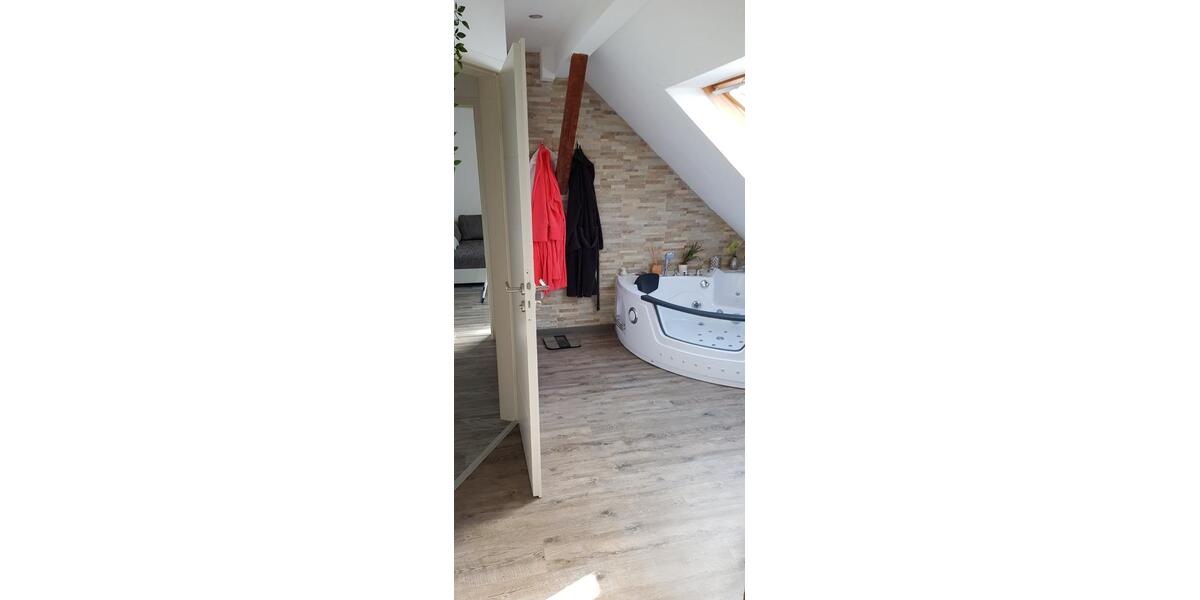 Etagenwohnung Oberhausen Biefang - 4.5 Zimmer, 130 m&sup2;, 319.000&euro; | Angebot:27209200