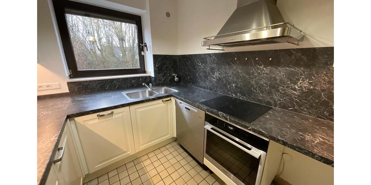 Etagenwohnung Meerbusch - 3 Zimmer, 90 m&sup2;, 905&euro; | Angebot:25891653