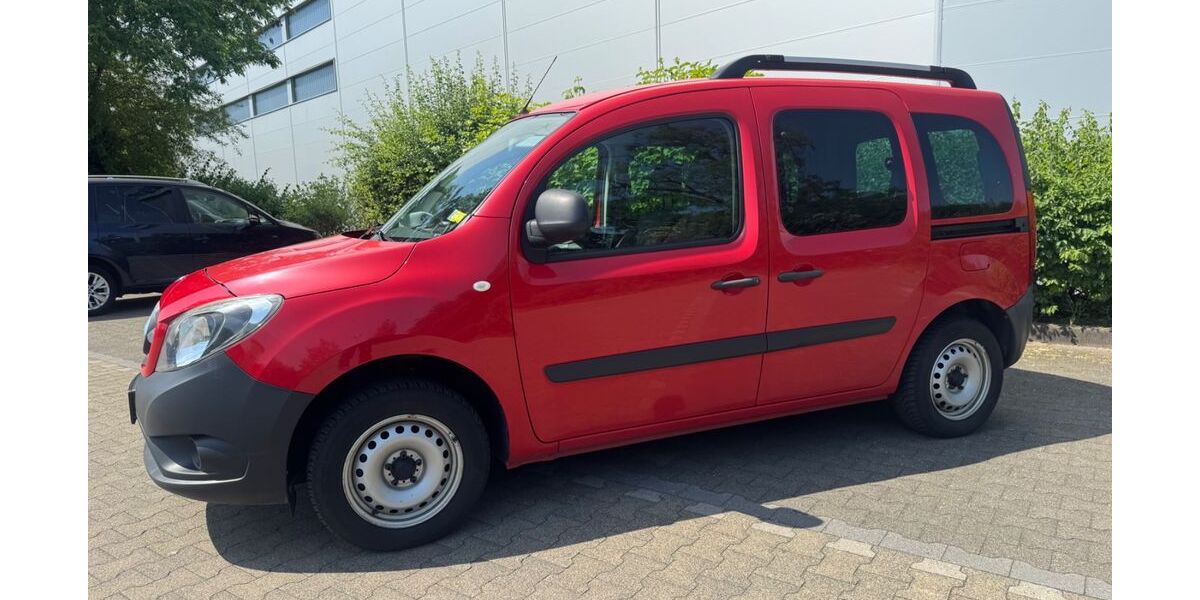 Mercedes-Benz Citan 117.216 km 9.400 &euro; Düsseldorf 40468