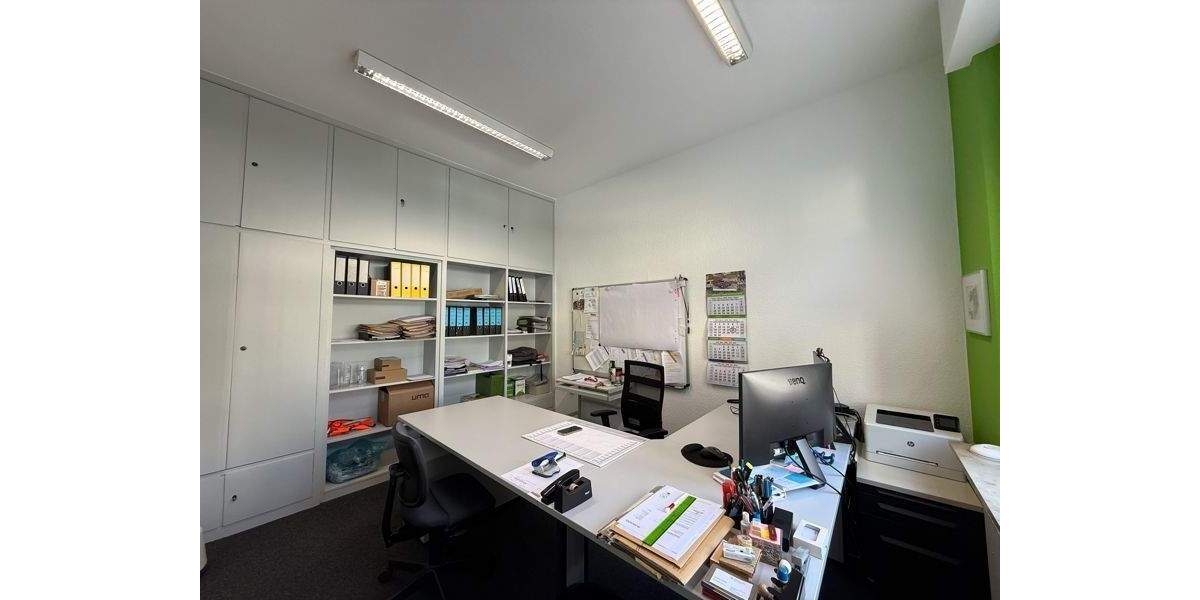 Gewerbeobjekt Essen Holsterhausen - 1.720&euro; | Angebot:25899800