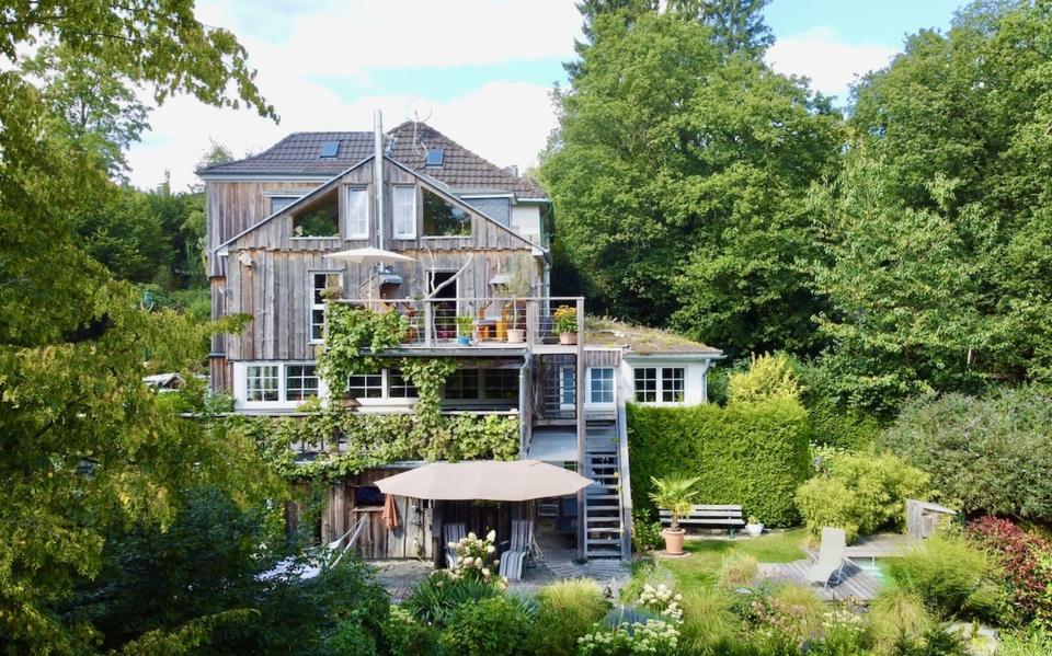 Einfamilienhaus Solingen Burg - 18 Zimmer, 550 m&sup2;, 790.000&euro; | Angebot:24754922