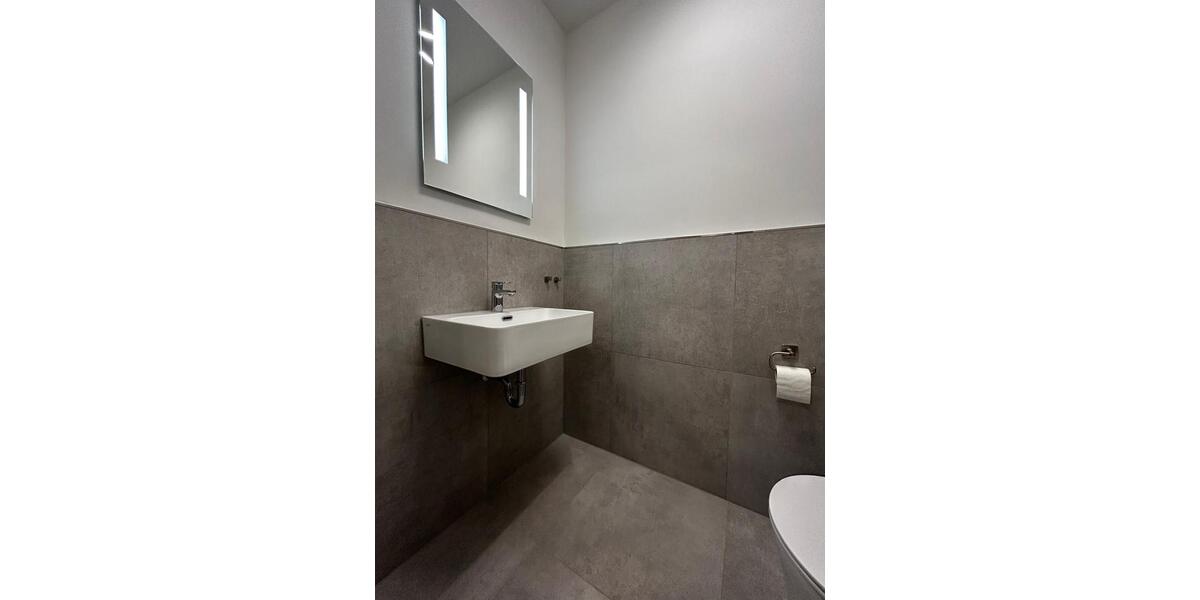 Erdgeschoßwohnung Moers - 3 Zimmer, 92 m&sup2;, 1.100&euro; | Angebot:25903455