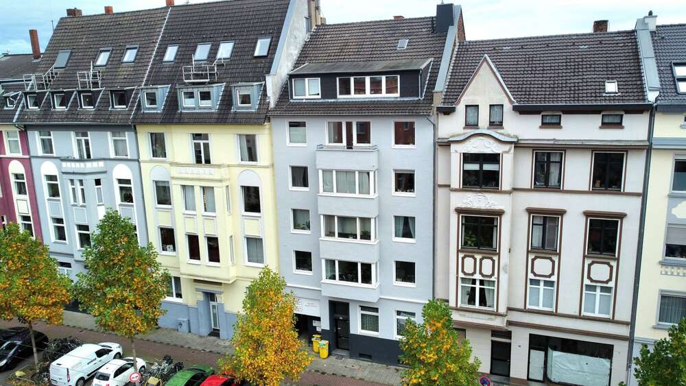 Etagenwohnung Düsseldorf Bilk - 3 Zimmer, 87 m&sup2;, 299.000&euro; | Angebot:26615732